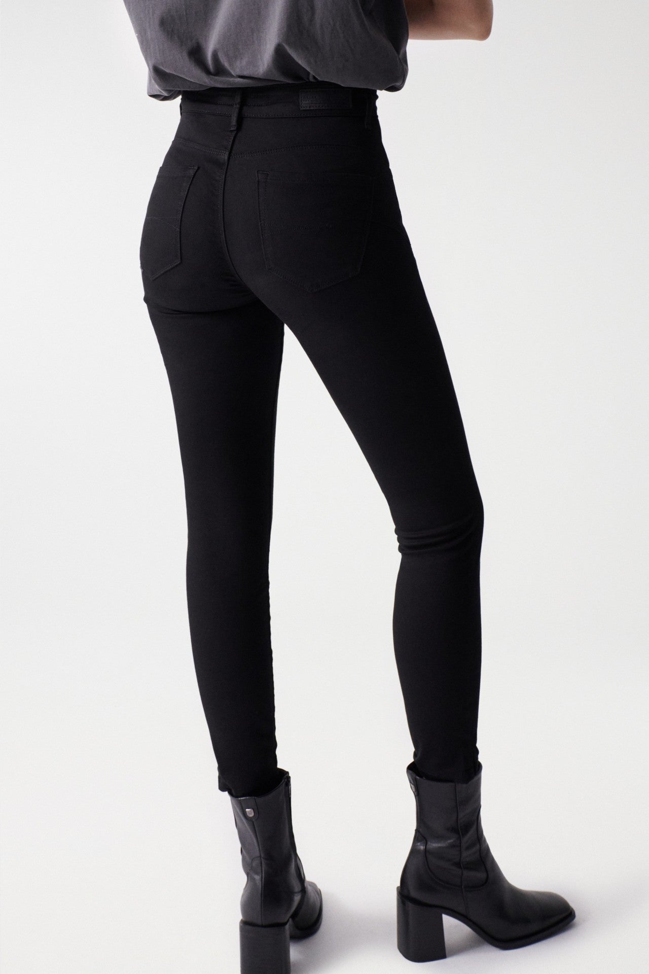 JEAN FAITH PUSH IN CROPPED SKINNY 21001300000