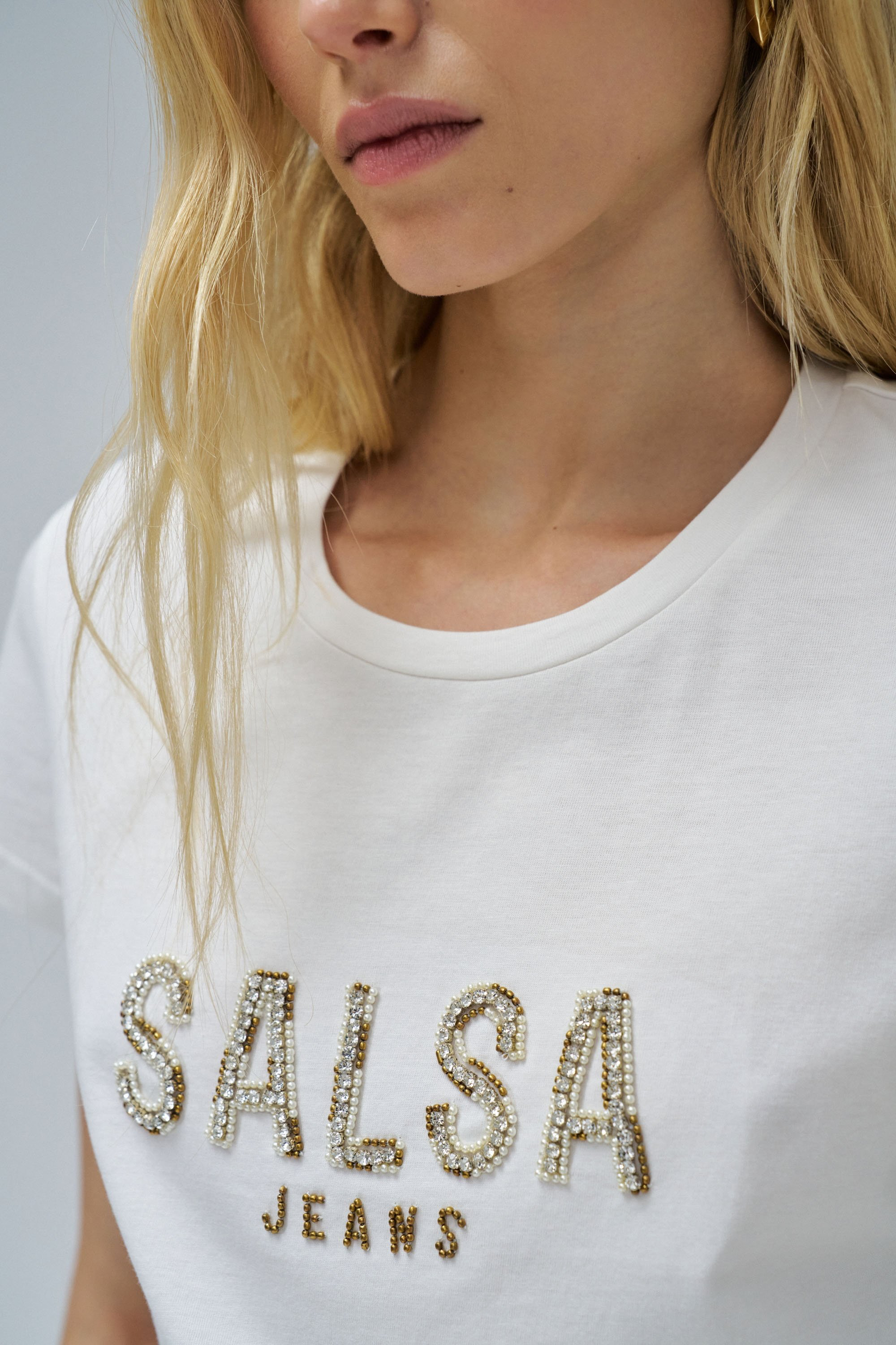 T-SHIRT AVEC LOGO 21010484010