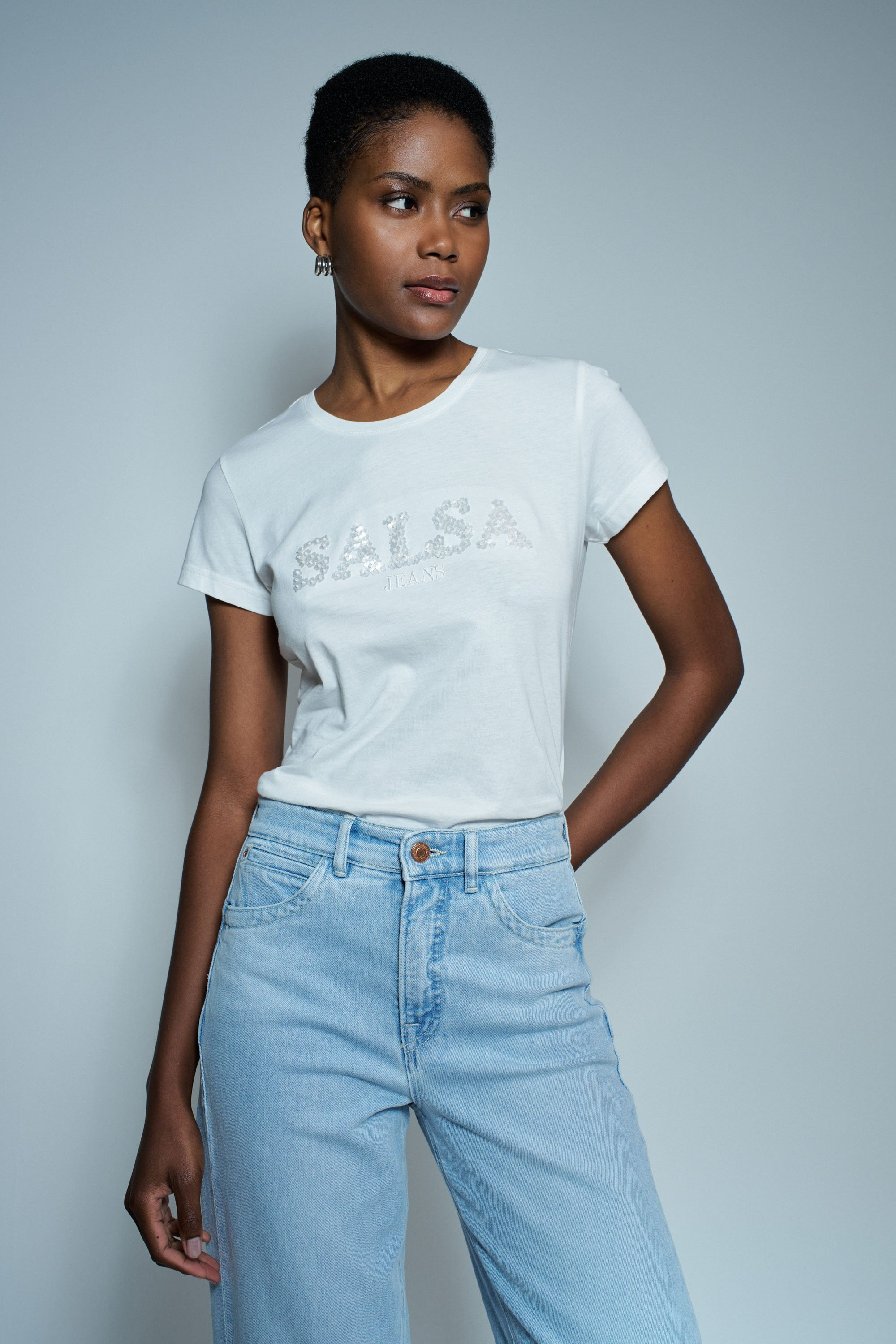 T-SHIRT AVEC BRANDING 21009463011