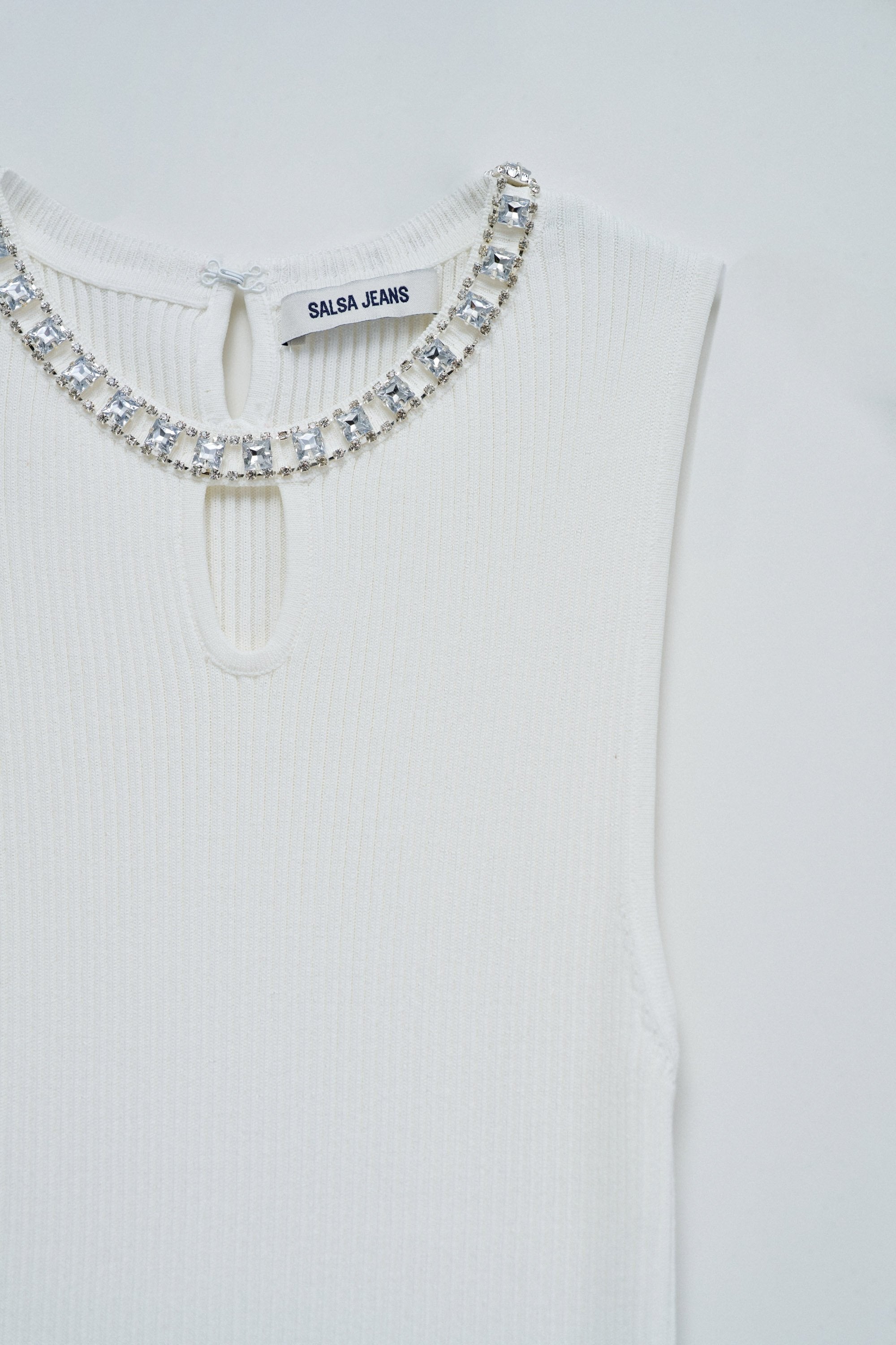 HAUT COTELÉ AVEC STRASS 21010456012
