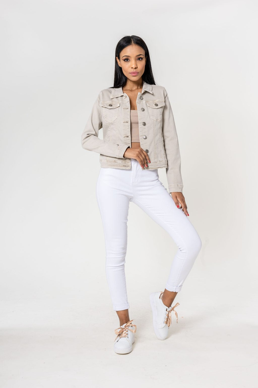 VESTE EN JEAN DE COULEUR CRÈME