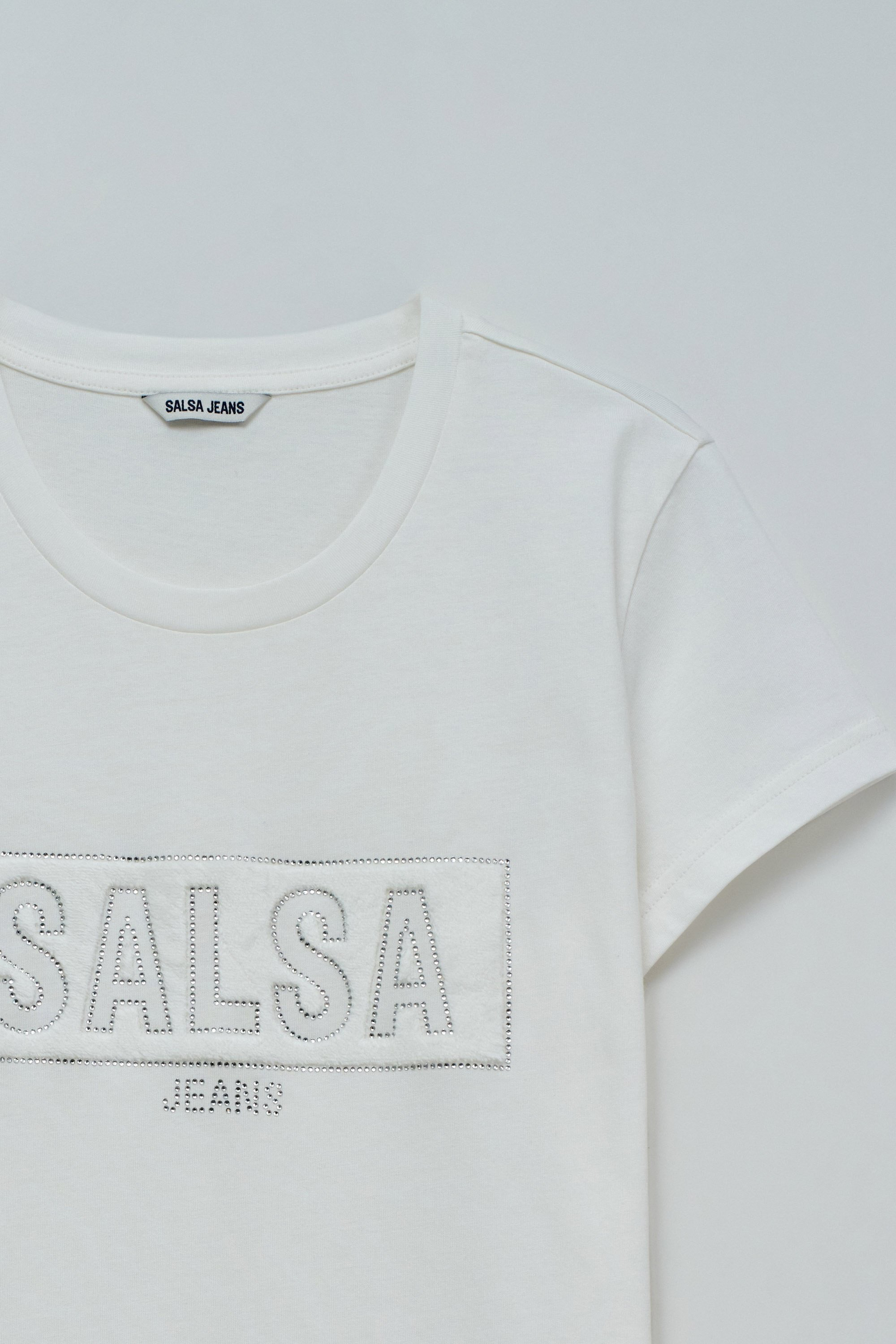 T-SHIRT AVEC BRANDING 2101048601