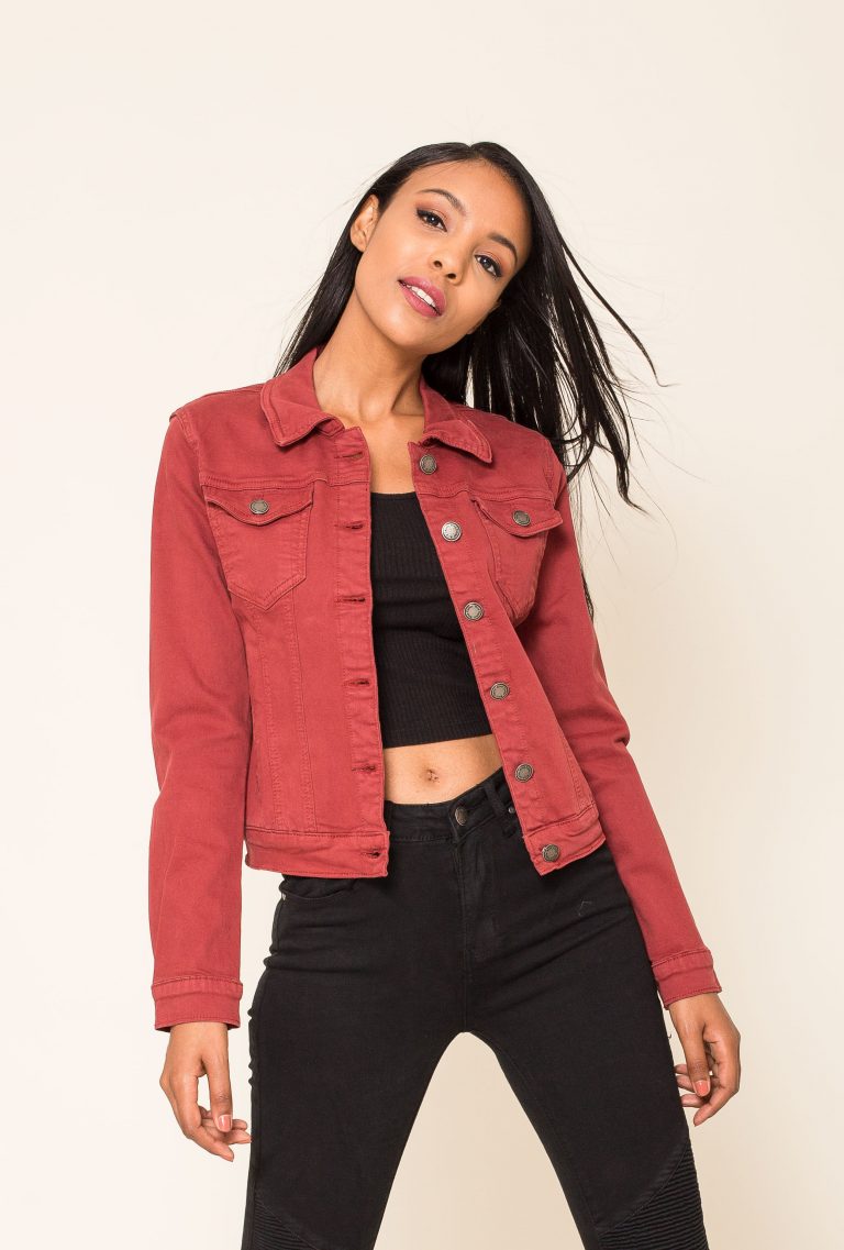 VESTE EN JEAN DE COULEUR ROUILLE