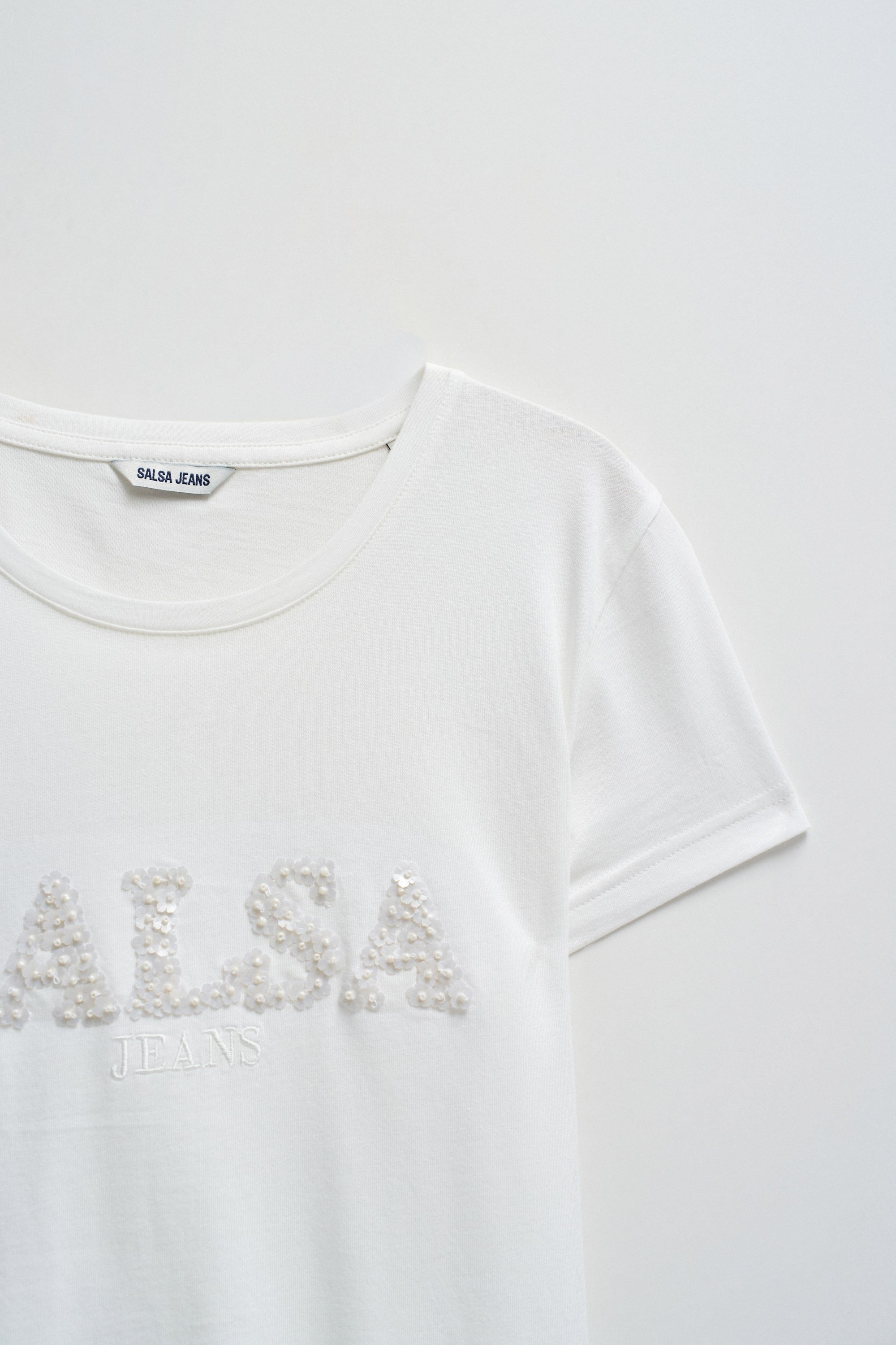 T-SHIRT AVEC BRANDING 21009463011