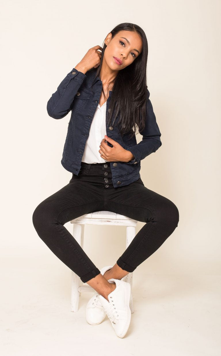 VESTE EN JEAN DE COULEUR MARINE